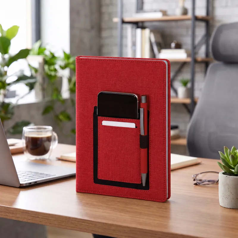 Defter DE22427 kırmızı renkli, telefon cepli termo deri defter