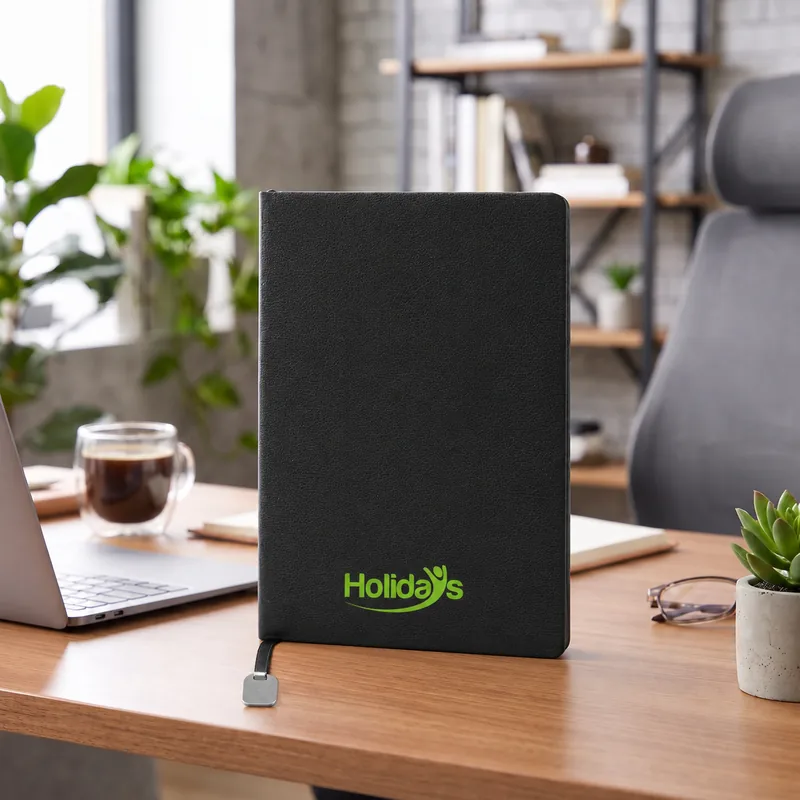 Defter DE6990 siyah renkli, yumuşak kapaklı, ayraçlı termo deri defter